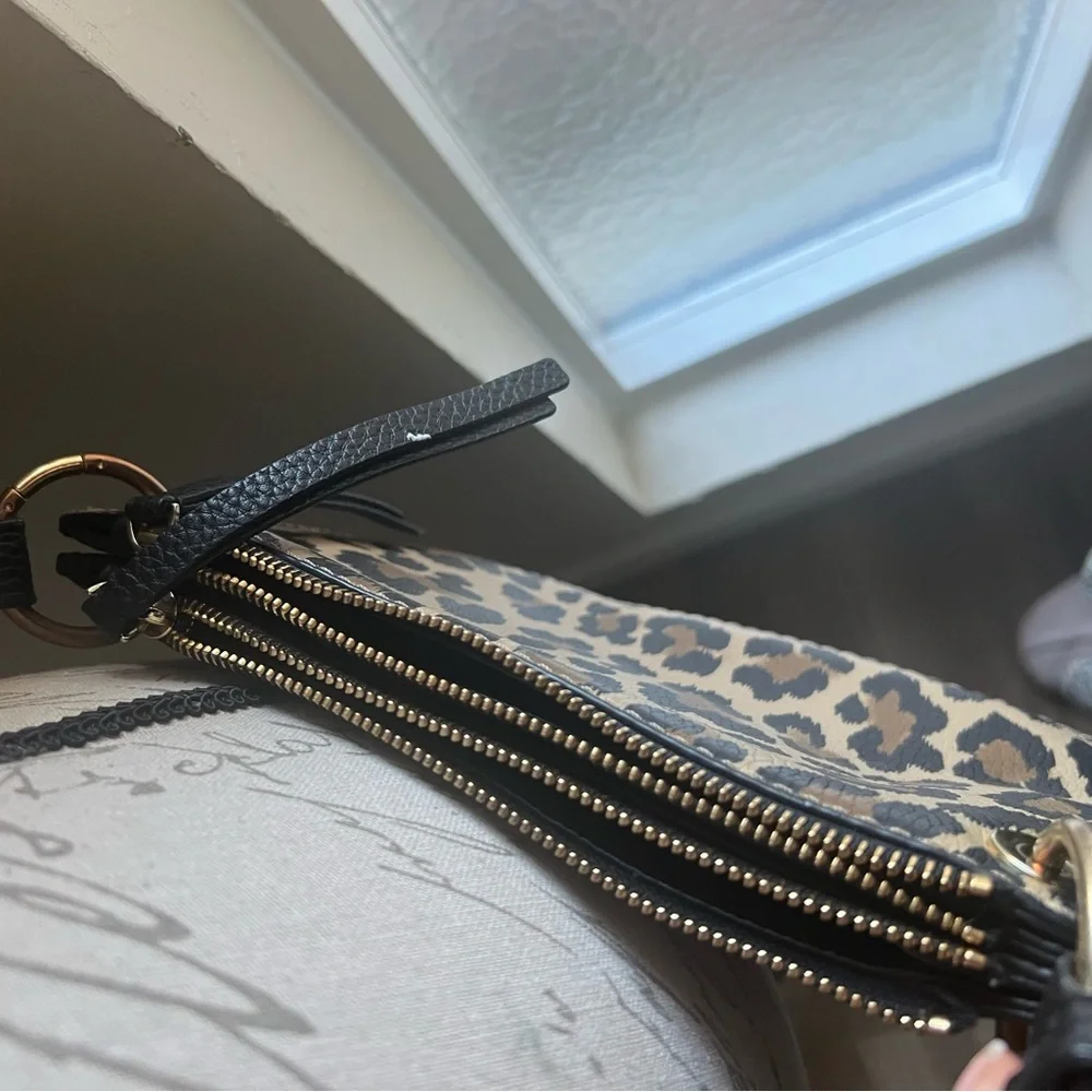 Kate Spade Leopard cross body - Picture 4 of 7
